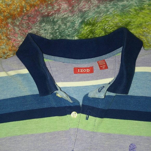 IZOD brand polo style collar shirt - Picture 2 of 4